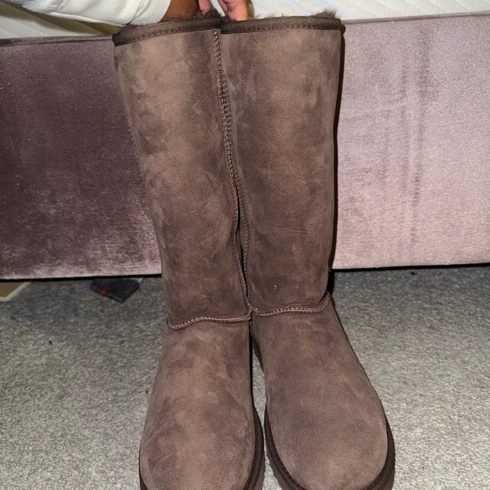 Ugg Tall chocolate Brown Boots excellent condition